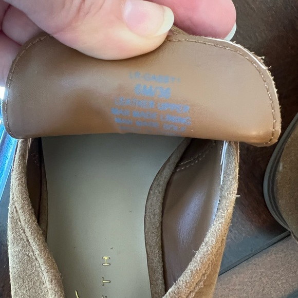 Lord & Taylor 424 Fifth Gabby Tan Suede Leather Loafers Horsebit Slipon 6/36 - Picture 12 of 15